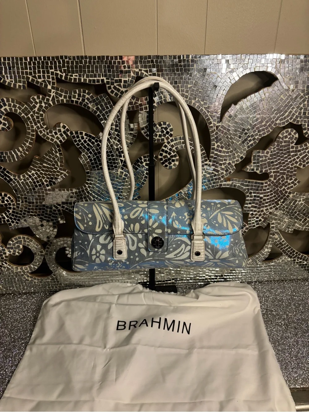 ⭐️Brahmin Blue Floral Leather Shoulder Bag
